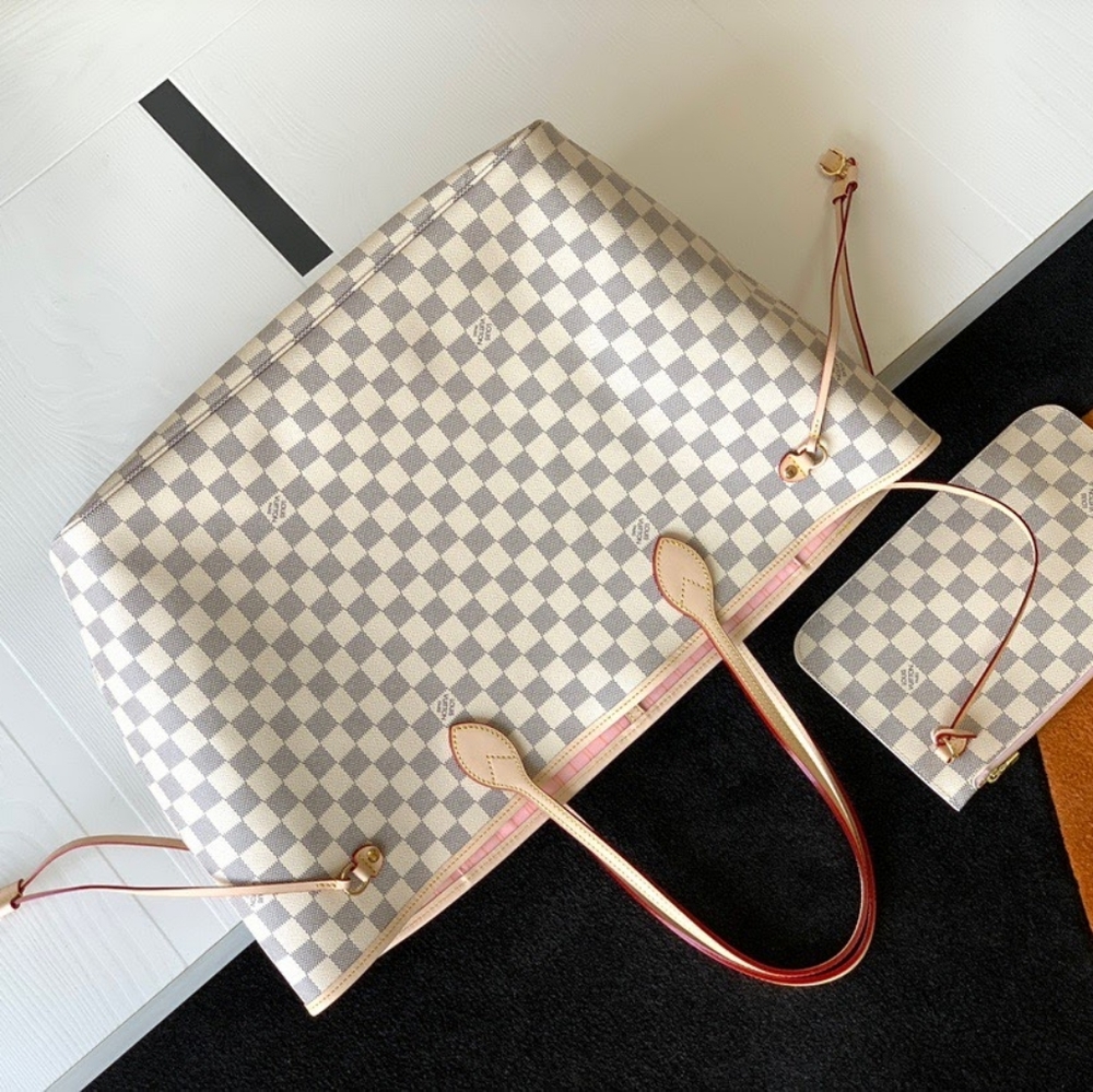 ✨🎊Authentic 💎Louis Vuitton bag